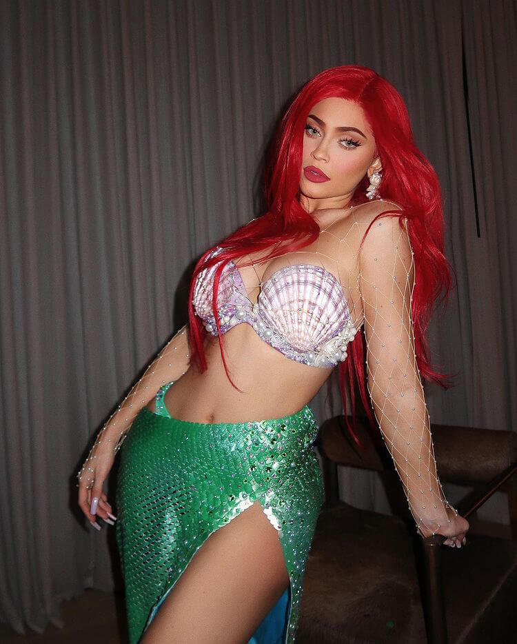 Kylie-Jenner-Halloween-Costume-2019-1
