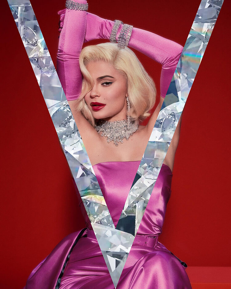 Kylie-Jenner-Halloween-Costume-2019-11