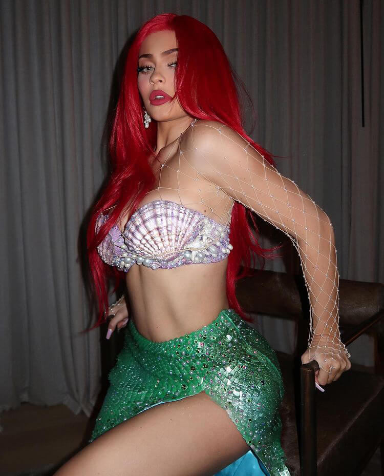 Kylie-Jenner-Halloween-Costume-2019-3