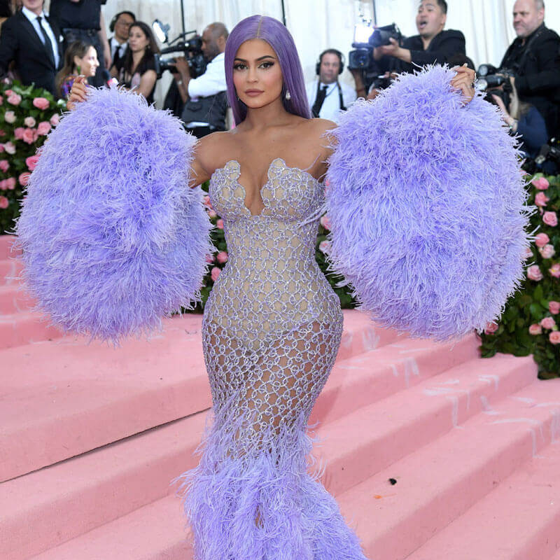 Kylie-Jenner-Halloween-Costume-2019-Met-Gala-banner