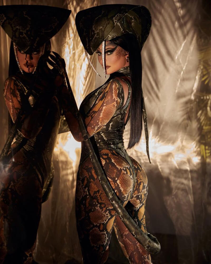 Kylie-Jenner-Halloween-Costume-2020-2
